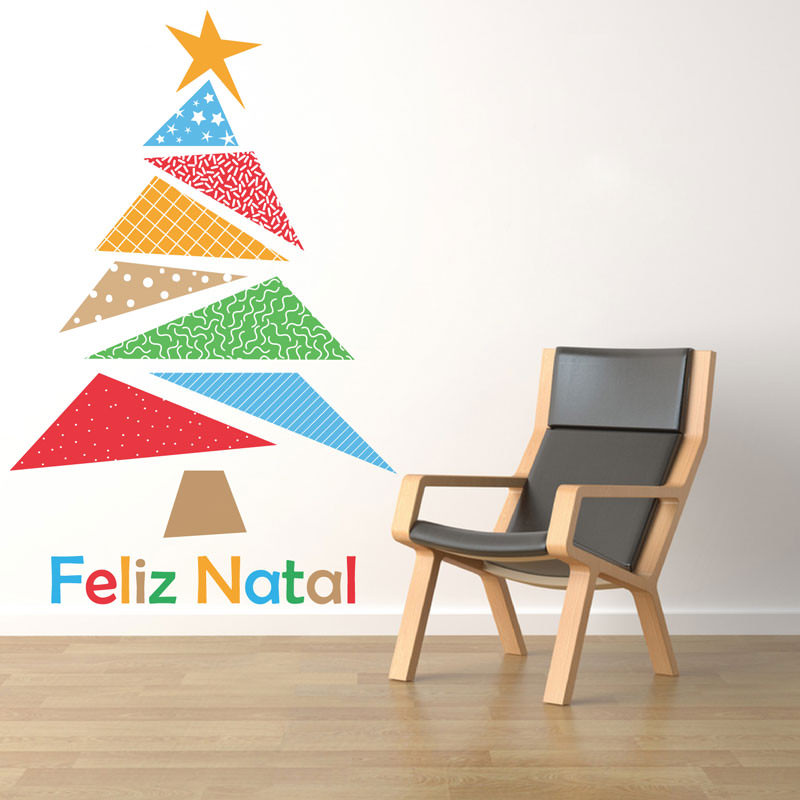 Adesivo de Parede Árvore de Natal Triângulos Coloridos - Modelo Exclusivo |  Bem Colar